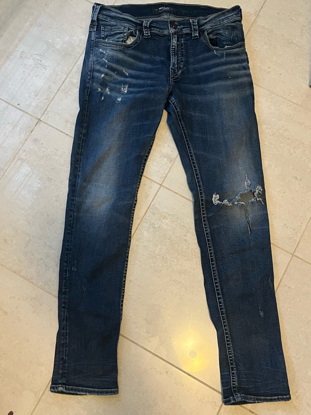 Silver Jeans Men's Skinny Dark Blue Distressed Denim